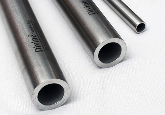 Stainless Steel Seamless Tubes, Pipes & U-tubes - Divine Tubes Pvt